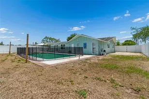 13691 Serena Dr, Largo, FL 33774 - Photo 43