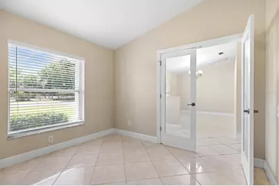 6447 Clair Shore Drive, Apollo Beach, FL 33572 - Photo 7