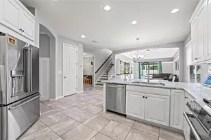 8903 Arabella Ln, Seminole, FL 33777 - Photo 3