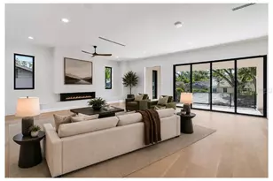 206 S Treasure Dr, Tampa, FL 33609 - Photo 3