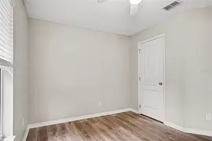 1365 Dunbarton Ct, Kissimmee, FL 34758 - Photo 15