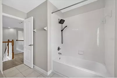 8405 Canterbury Lake Boulevard, Tampa, FL 33619 - Photo 41
