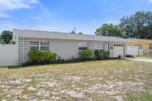 5690 6th St S, Saint Petersburg, FL 33705 - Photo 35