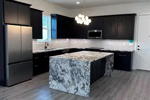 1531 29th Ave N, Saint Petersburg, FL 33704 - Photo 3