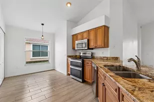 30449 Tremont Dr, Wesley Chapel, FL 33543 - Photo 11