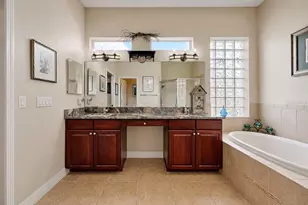 2208 Myrtle Vista Ct, Sun City Center, FL 33573 - Photo 37