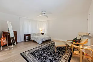 120 59th Ave S, Saint Petersburg, FL 33705 - Photo 15