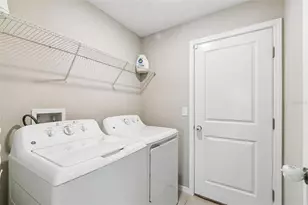 6307 Spring Crayfish Ave, New Port Richey, FL 34653 - Photo 9