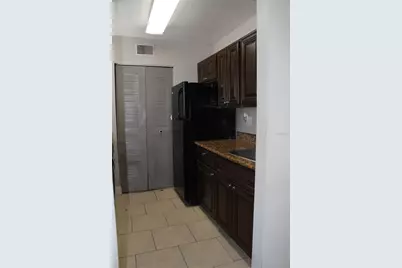 7504 Timberstone Drive #13G, Tampa, FL 33615 - Photo 5
