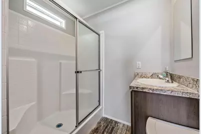 36747 Lakewood Drive, Zephyrhills, FL 33542 - Photo 21