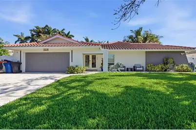 3874 48th Avenue S, Saint Petersburg, FL 33711 - Photo 1