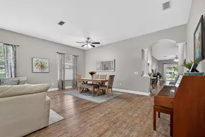 5017 Torrey Hills Lane, Lutz, FL 33558 - Photo 11