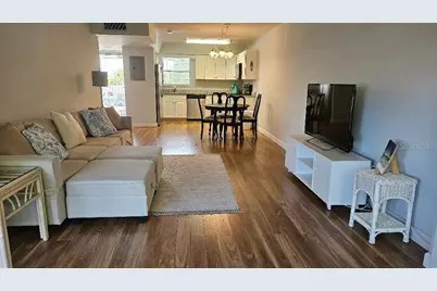 9950 47th Avenue N #303, Saint Petersburg, FL 33708 - Photo 5