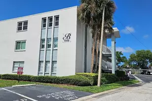 9950 47th Ave N, Saint Petersburg, FL 33708 - Photo 1