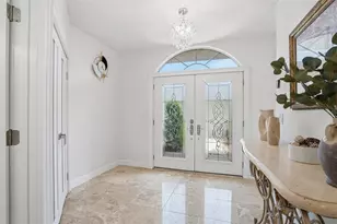 18740 Wimbledon Cir, Lutz, FL 33558 - Photo 11