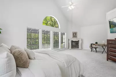 18740 Wimbledon Circle, Lutz, FL 33558 - Photo 31