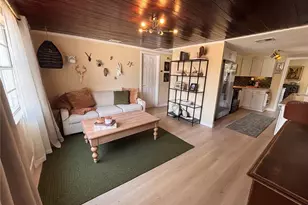 4200 42nd Ave N, Saint Petersburg, FL 33714 - Photo 3