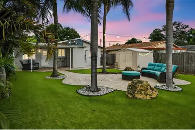 5519 Commonwealth Avenue N, Saint Petersburg, FL 33703 - Photo 1