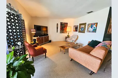 5940 30th Avenue S #303, Gulfport, FL 33707 - Photo 9