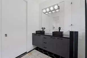5160 Dartmouth Ave N, Saint Petersburg, FL 33710 - Photo 33