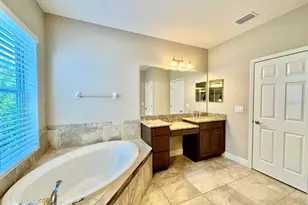 11127 Winthrop Lake Dr, Riverview, FL 33578 - Photo 37