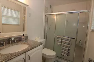 810 Oakmont Ave, Sun City Center, FL 33573 - Photo 13