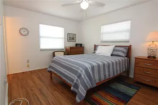 810 Oakmont Ave, Sun City Center, FL 33573 - Photo 11