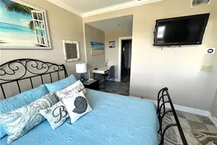 880 Mandalay Ave, Clearwater Beach, FL 33767 - Photo 47