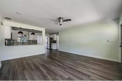 3920 Wahoo Drive SE, Saint Petersburg, FL 33705 - Photo 5