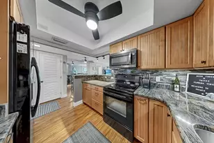 5220 Brittany Dr S, Saint Petersburg, FL 33715 - Photo 23