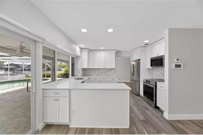 6305 Cottonwood Lane, Apollo Beach, FL 33572 - Photo 15