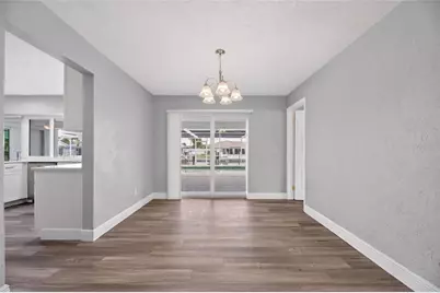 6305 Cottonwood Lane, Apollo Beach, FL 33572 - Photo 27