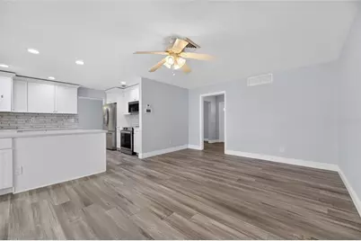 6305 Cottonwood Lane, Apollo Beach, FL 33572 - Photo 13