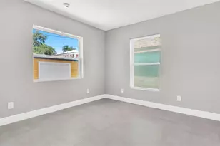 2651 1/2 2nd Ave S, Saint Petersburg, FL 33712 - Photo 17