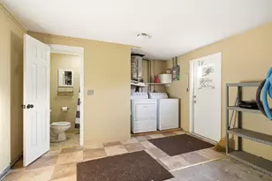 3705 Grayton Dr, New Port Richey, FL 34652 - Photo 31