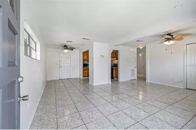 10015 N 23rd Street, Tampa, FL 33612 - Photo 5