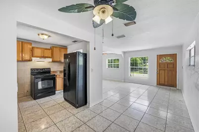 10015 N 23rd Street, Tampa, FL 33612 - Photo 9