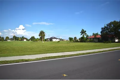 16298 Cape Horn Boulevard, Punta Gorda, FL 33955 - Photo 3