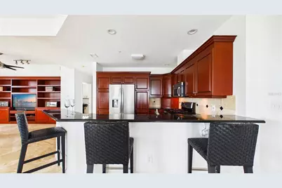 288 Beach Drive NE #9A, Saint Petersburg, FL 33701 - Photo 11