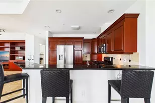 288 Beach Dr NE, Saint Petersburg, FL 33701 - Photo 11