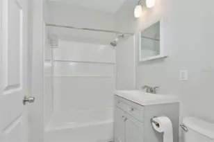 5211 4th Ave S, Saint Petersburg, FL 33707 - Photo 11