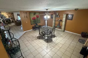 2102 28th St Ct E, Palmetto, FL 34221 - Photo 11