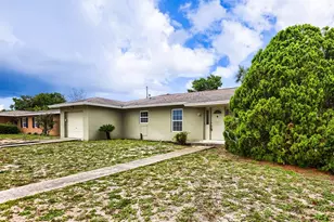 1252 Garret Ave, Spring Hill, FL 34606 - Photo 25