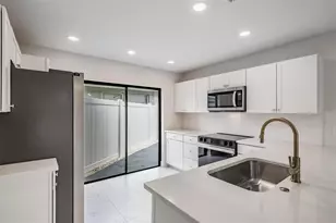 11005 Underwood Pl, Tampa, FL 33624 - Photo 13