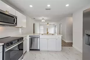 11005 Underwood Pl, Tampa, FL 33624 - Photo 15