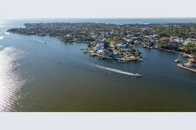 1859 Bayou Grande Boulevard NE, Saint Petersburg, FL 33703 - Photo 11
