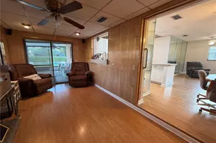 2723 W Osborne Ave, Tampa, FL 33614 - Photo 9