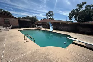 2723 W Osborne Ave, Tampa, FL 33614 - Photo 19