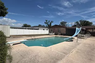 2723 W Osborne Ave, Tampa, FL 33614 - Photo 21