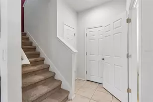 4768 White Sanderling Ct, Tampa, FL 33619 - Photo 3